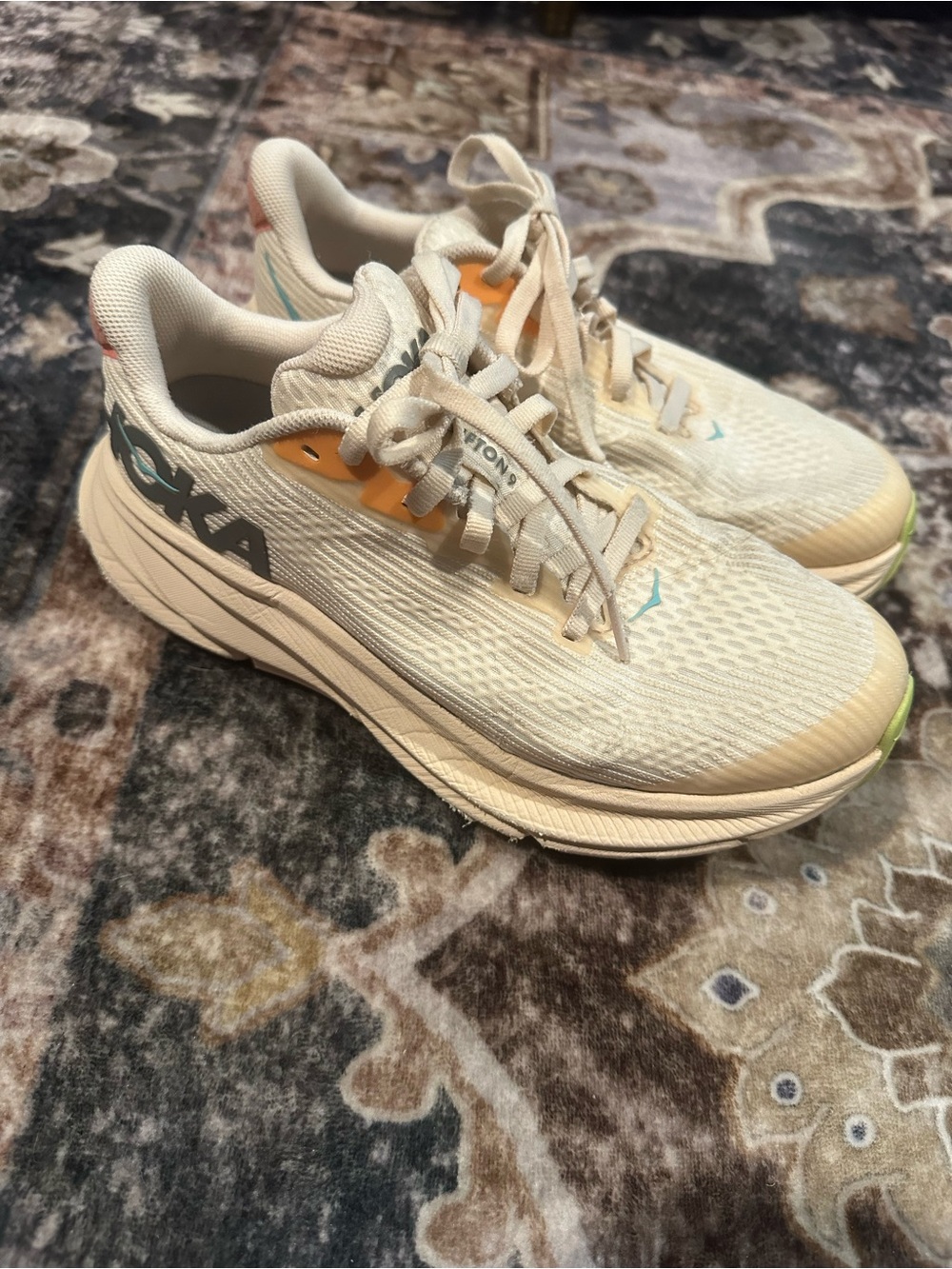 Youth Clifton Hoka sneakers